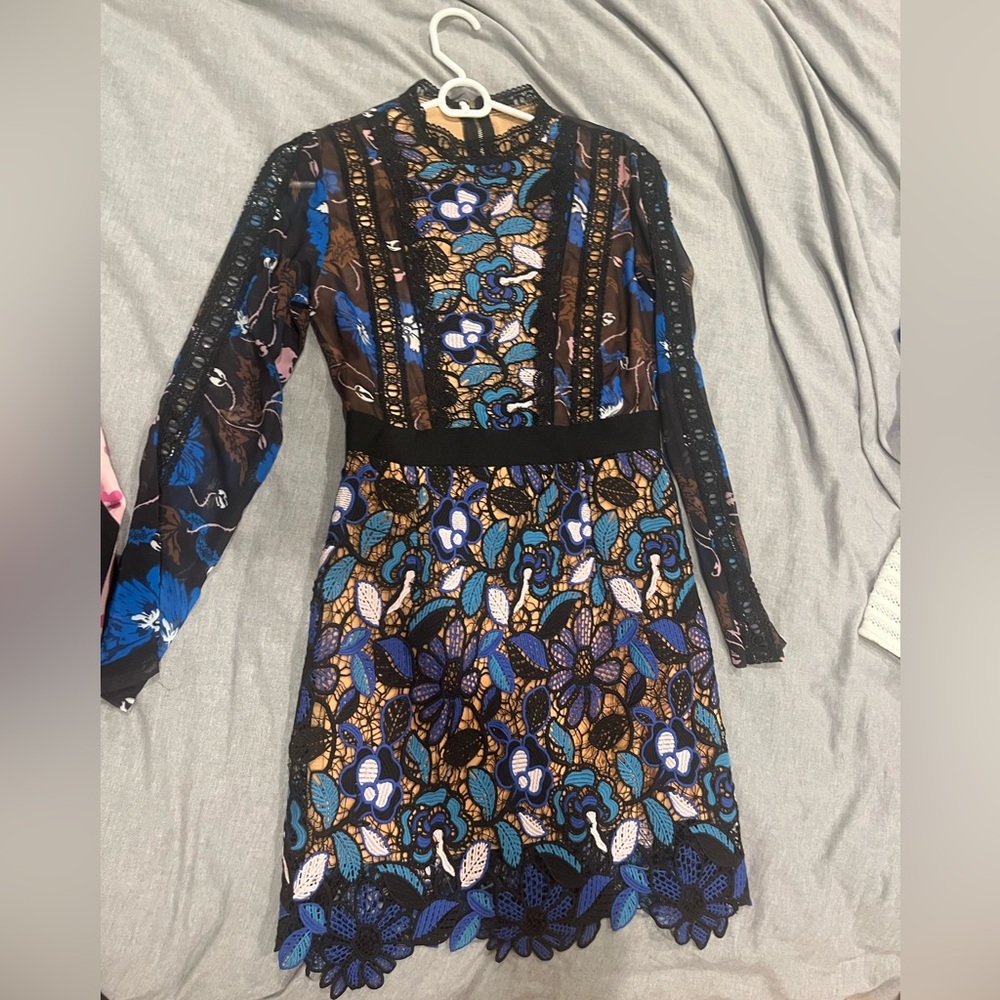 Self-Portrait style floral guipure dress size 0-2